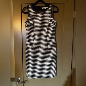 Trina Turk Black and White Houndstooth Midi Dress 2